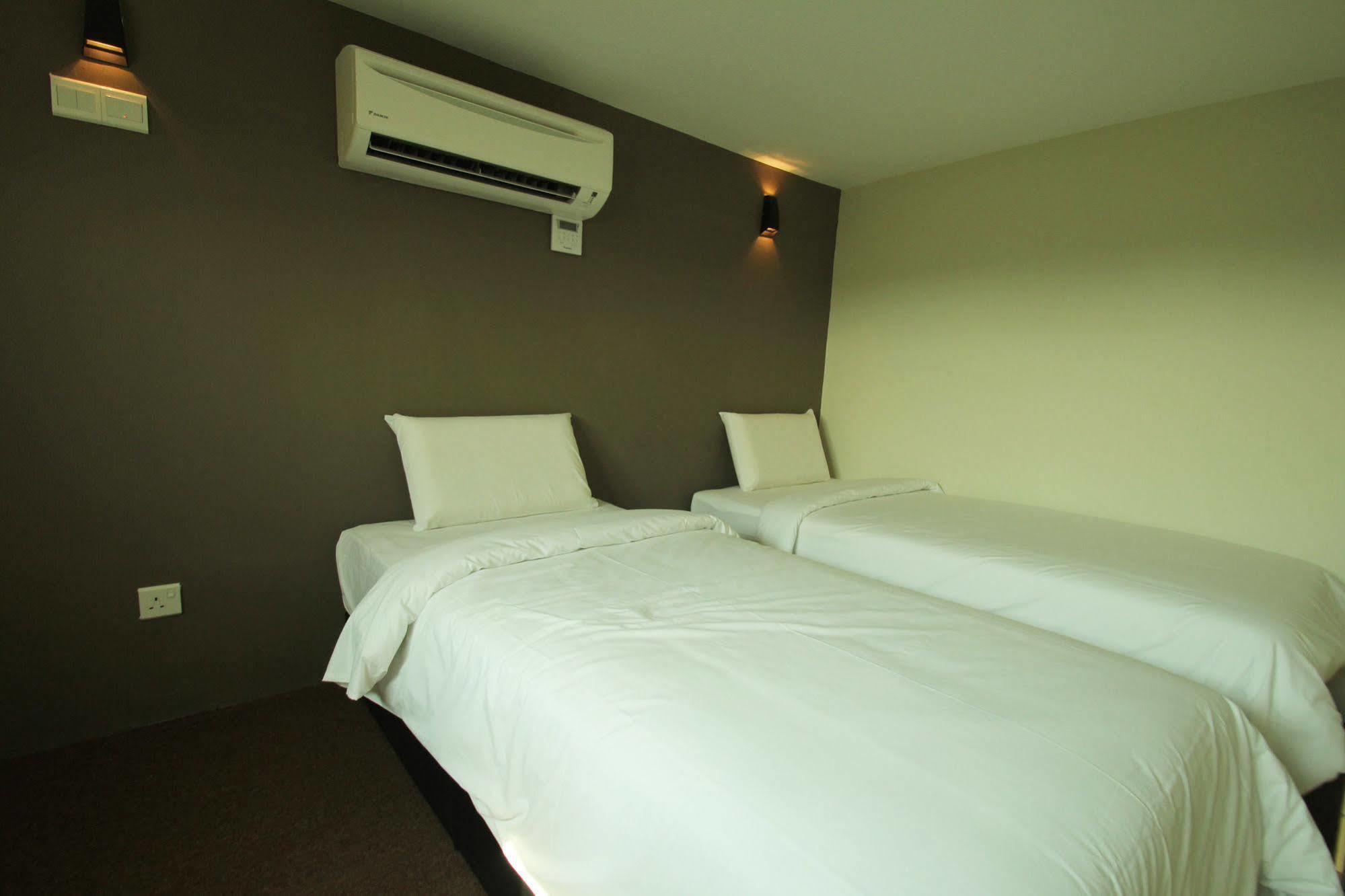 Eastville Residence Kuantan Extérieur photo